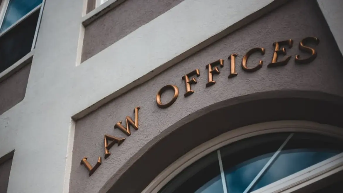 AI and the legal services ecosystem